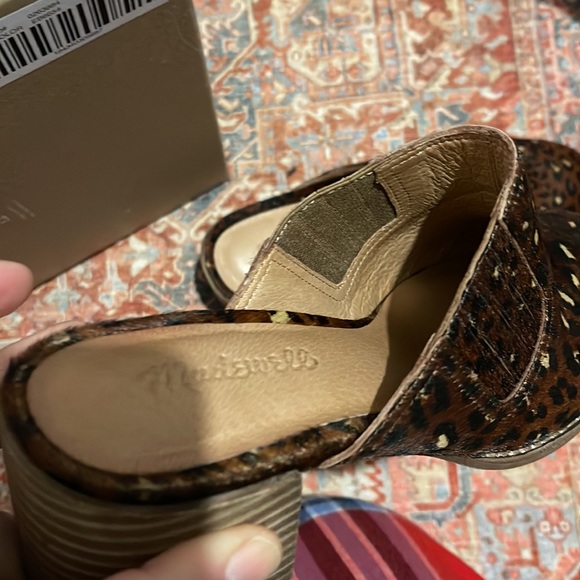 The Carey mile in mini leopard calf hair by Madewell size 9 style MA 516 - Picture 13 of 13